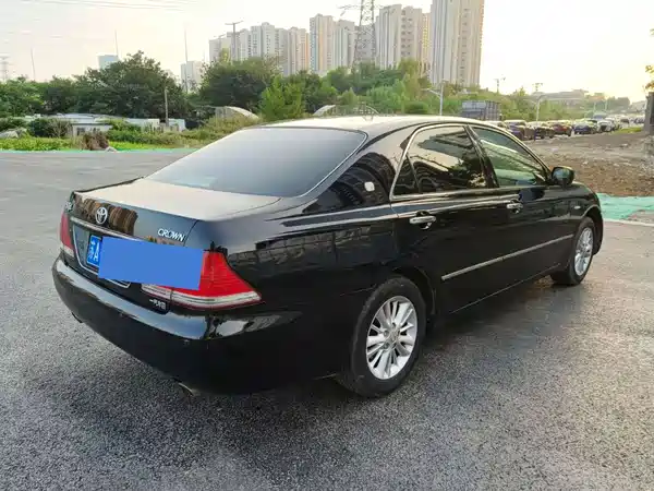Toyota Crown 2008