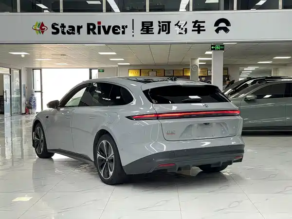 NIO ET5T 2023