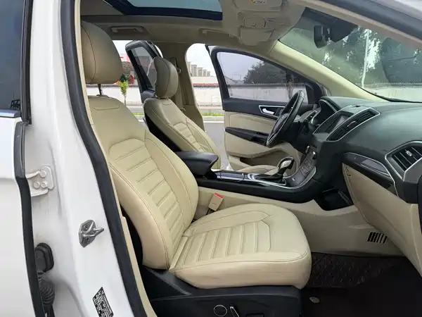 Ford Edge 2015