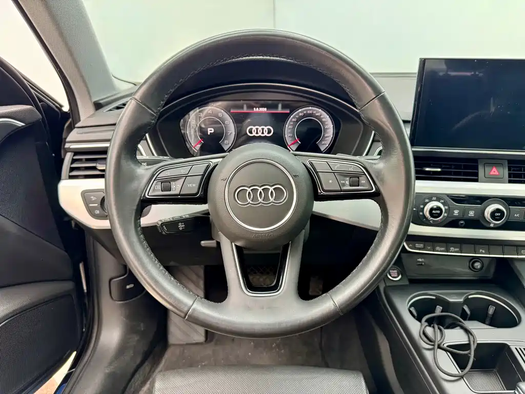 Audi A4L 2023 — фото 16