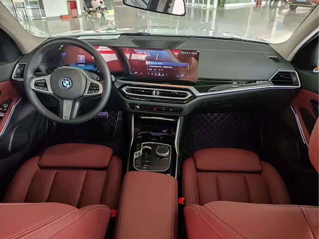 BMW i3 2024 — фото 5