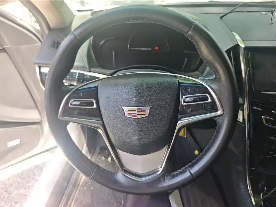 Cadillac ATS-L 2017 — фото 15