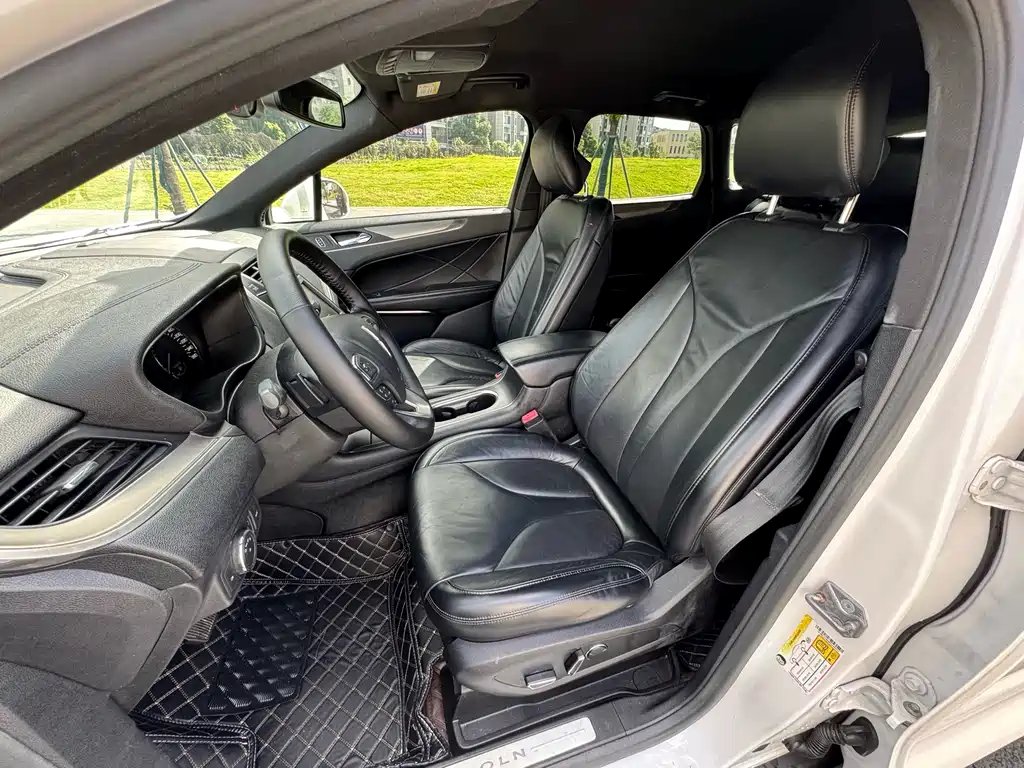 Lincoln MKC 2015 — фото 4