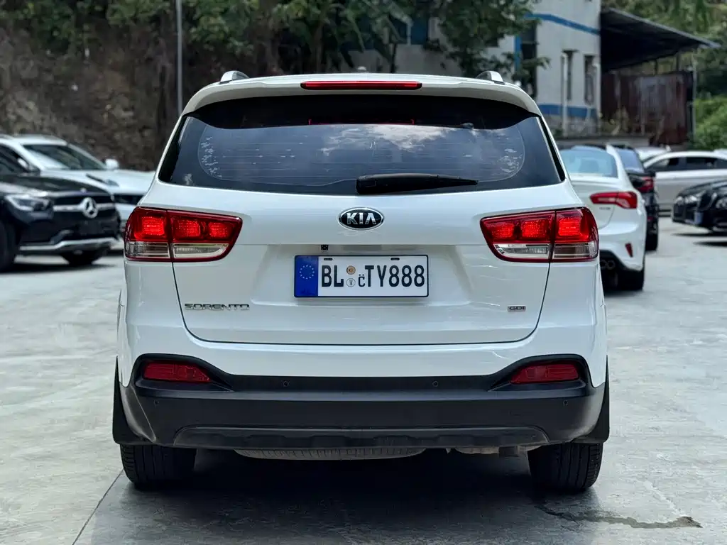 Kia Sorento 2017 — фото 7