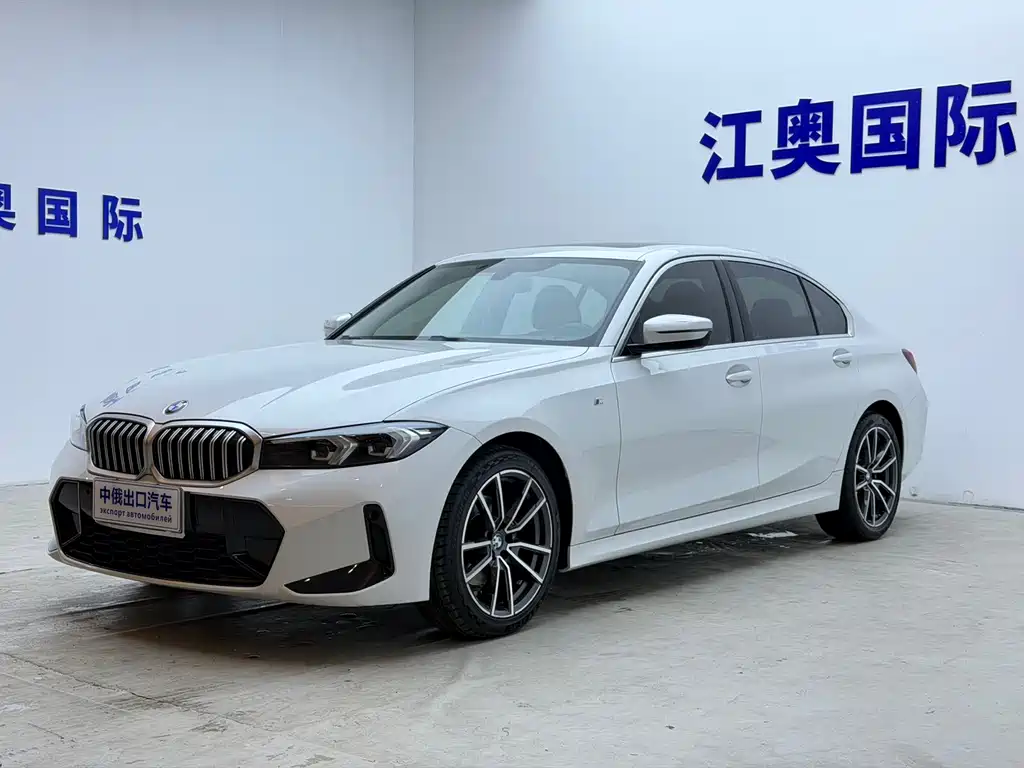 BMW 3 Series 2023 — фото 1