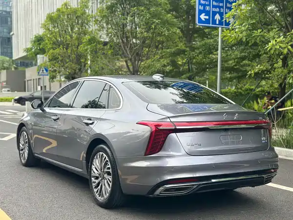 Hongqi H5 2023