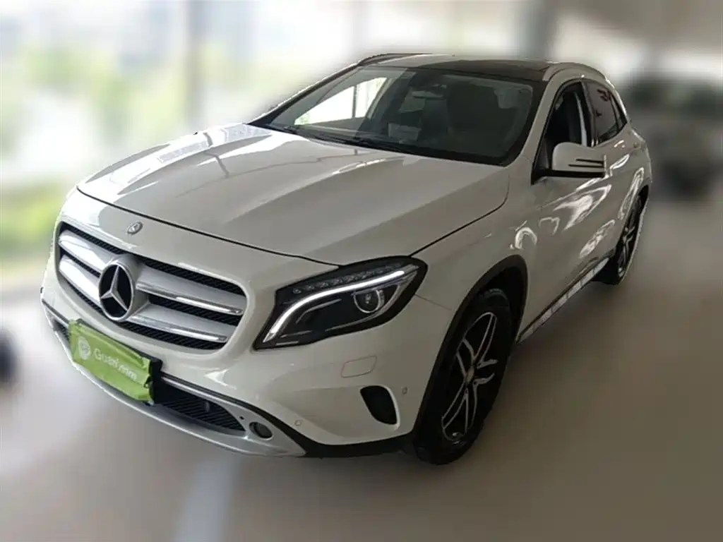Mercedes-Benz GLA 2017 — фото 1