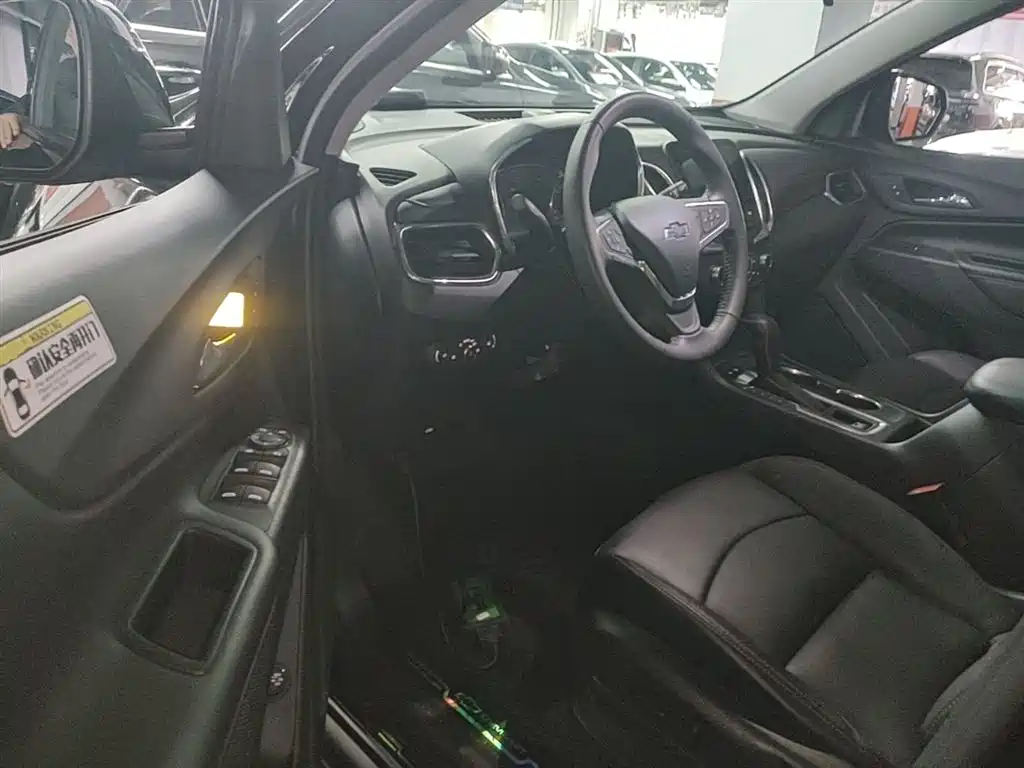 Chevrolet Equinox 2020 — фото 15
