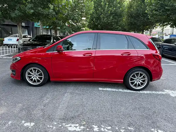 Mercedes-Benz B-Class 2015