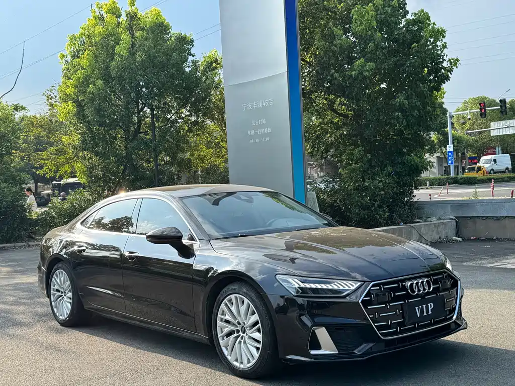 Audi A7L 2023 — фото 3