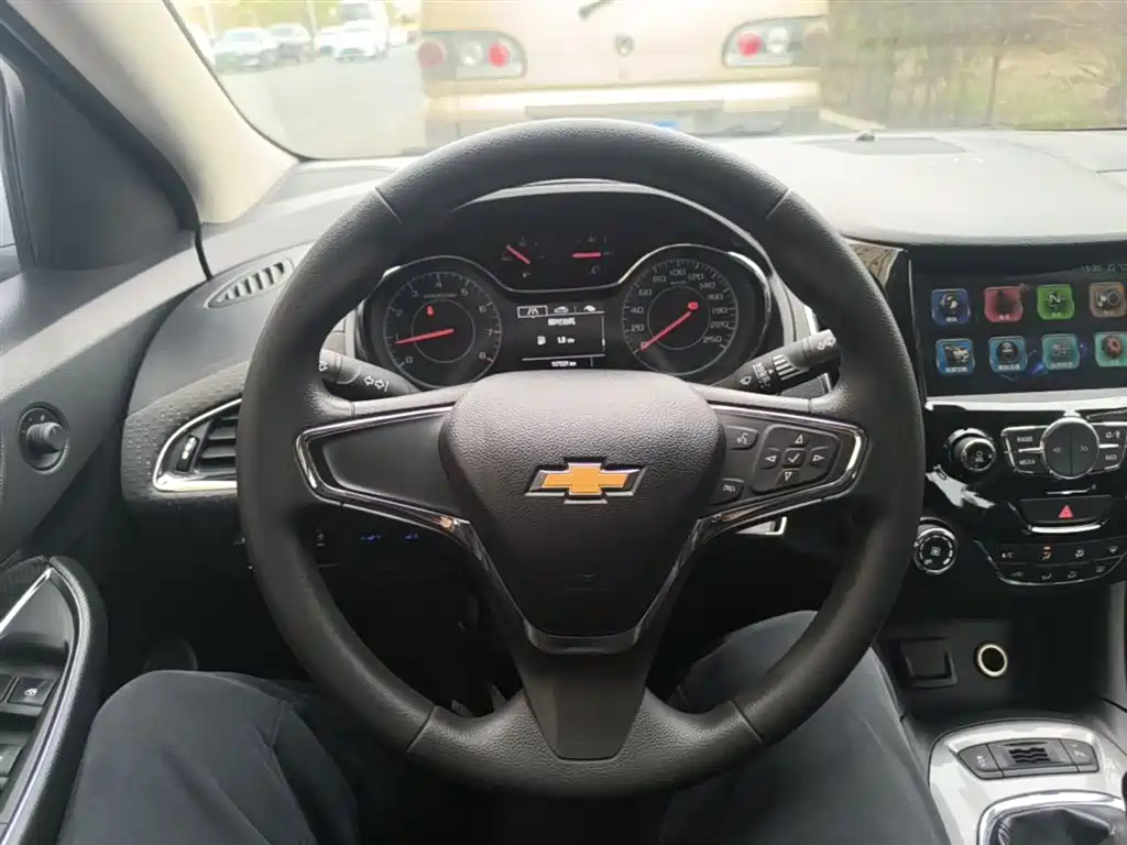 Chevrolet Cruze 2015 — фото 11