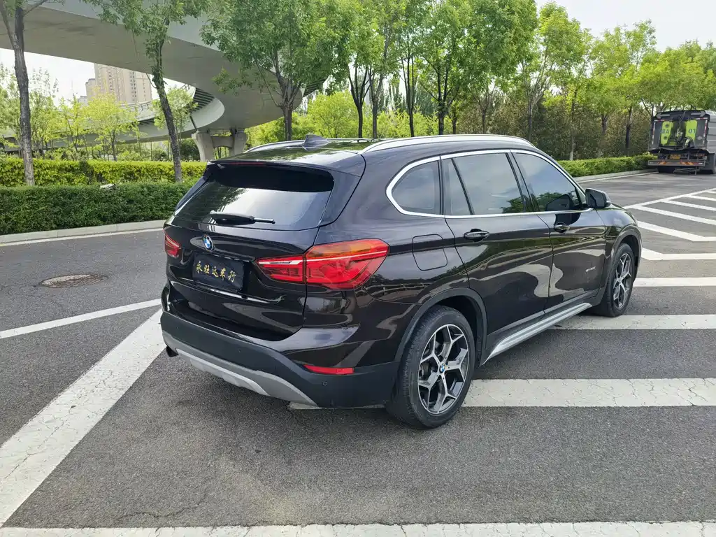 BMW X1 2018 — фото 6