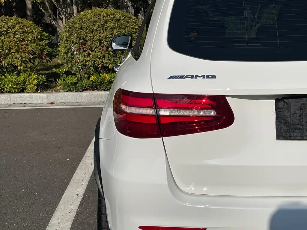 Mercedes-Benz GLC AMG 2020 — фото 17