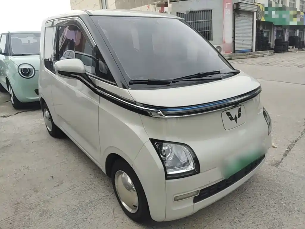 Wuling Air ev Clear Sky 2023 — фото 4