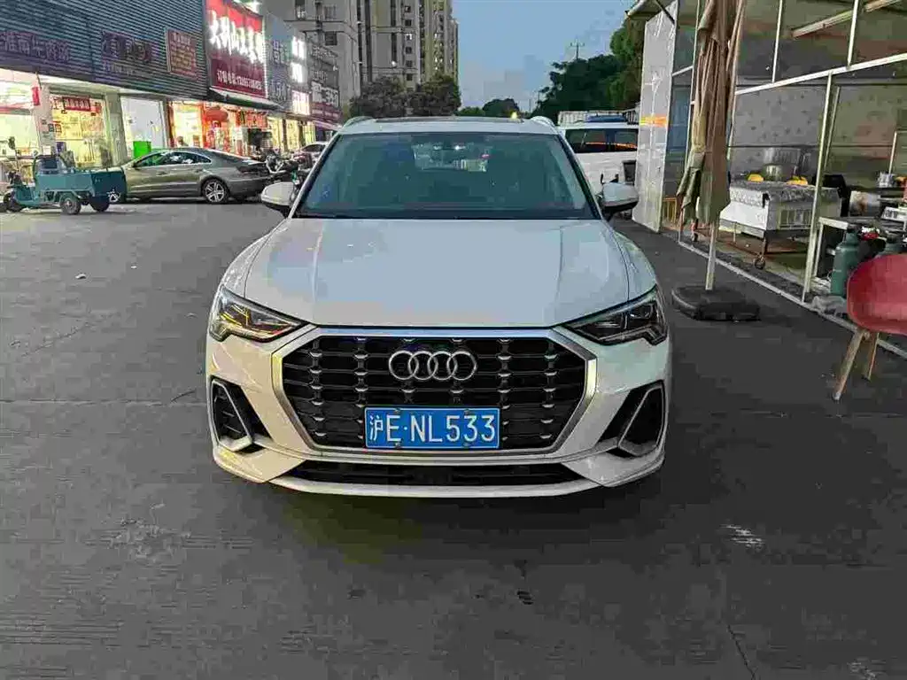 Audi Q3 2022 — фото 3