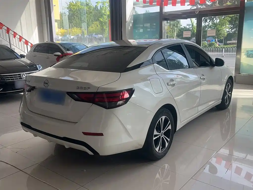 Nissan Sylphy 2022 — фото 13