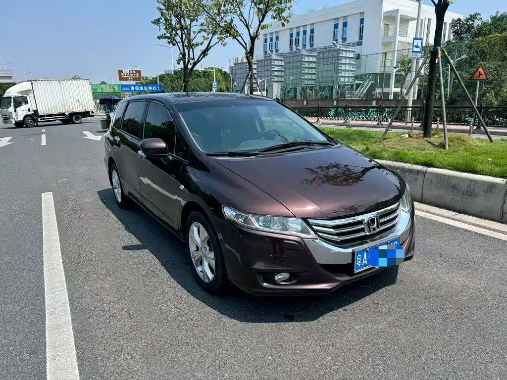Honda Odyssey 2014 — фото 2