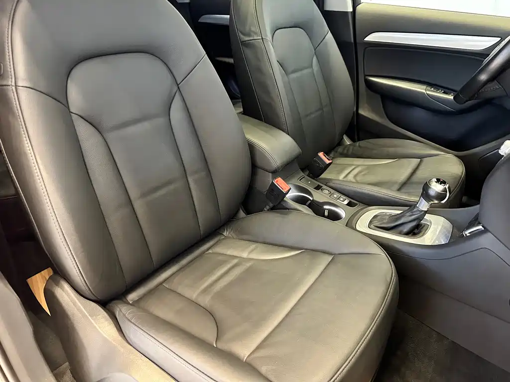 Audi Q3 2014 — фото 14