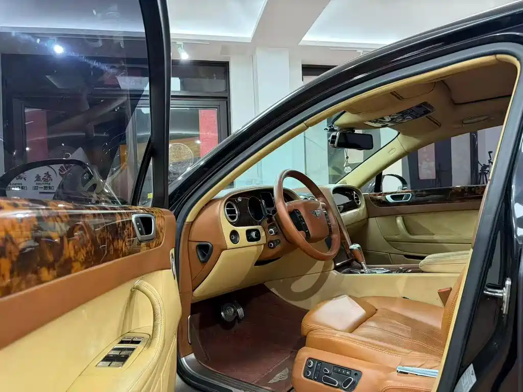 Bentley Flying Spur 2010