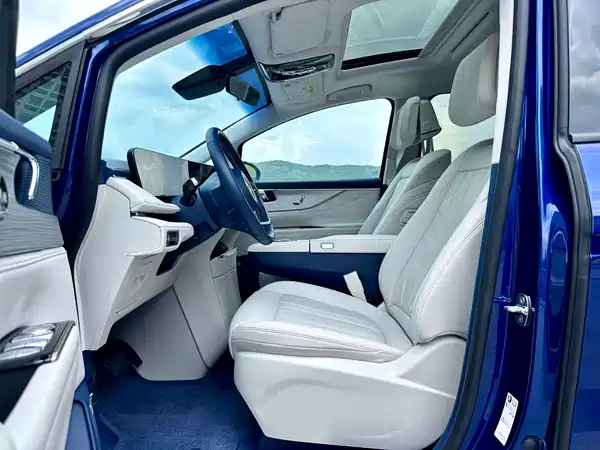 Buick GL8 New Energy 2024