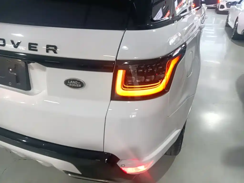 Land Rover Sport 2021 — фото 8