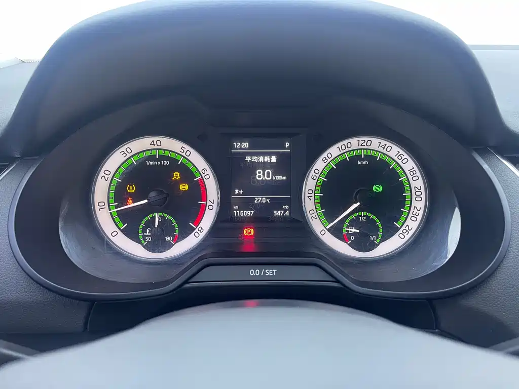 Skoda Octavia 2018 — фото 17