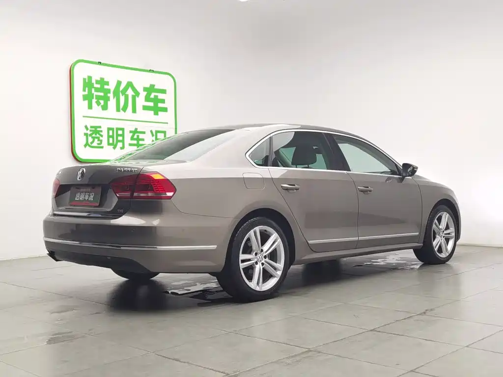 Volkswagen Passat 2013