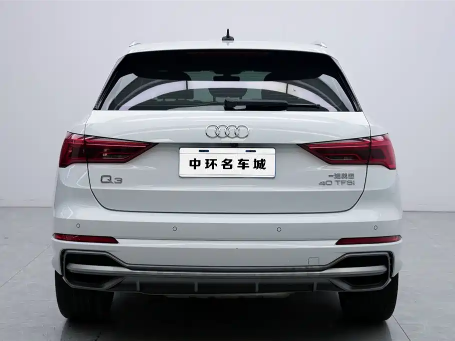 Audi Q3 2020 — фото 16