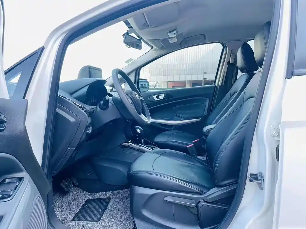 Ford Ecosport 2015 — фото 8