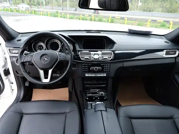 Mercedes-Benz E-Class 2014