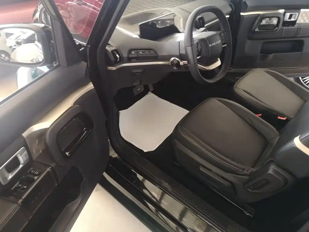 Baojun Kiwi EV 2022 — фото 16