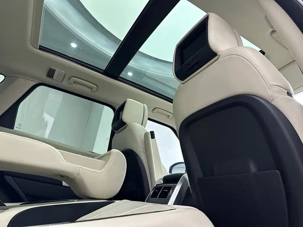 Land Rover Sport 2022 — фото 16