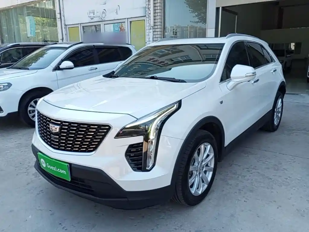 Cadillac XT4 2020 — фото 1