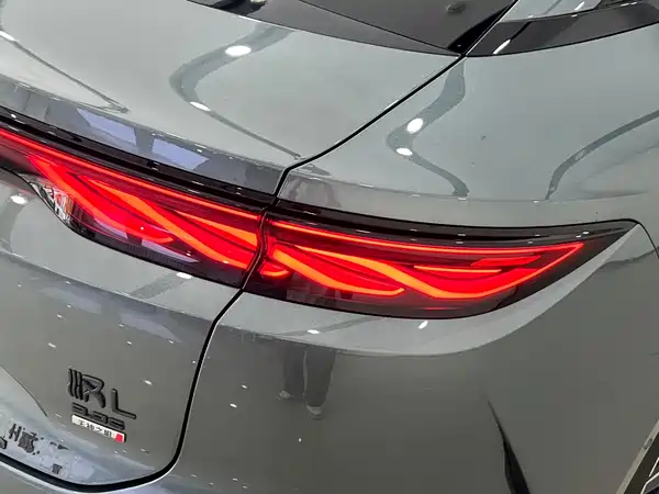 BYD Han L 2025