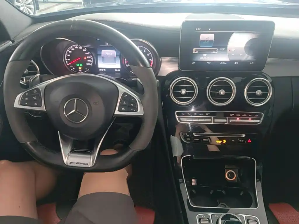 Mercedes-Benz C-Class AMG 2018 — фото 10