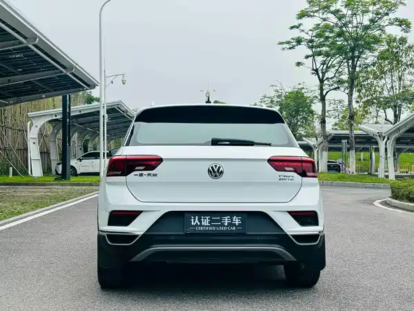 Volkswagen T-Roc 2019