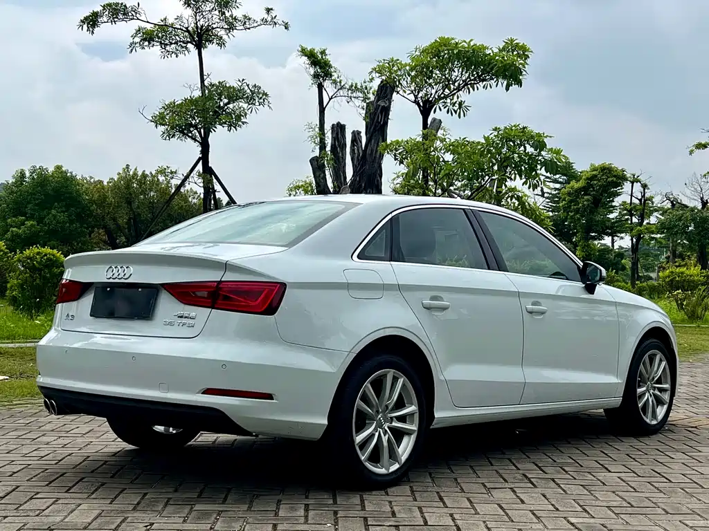 Audi A3 2016 — фото 7