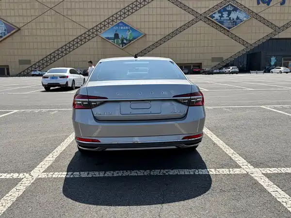 Skoda Superb 2024
