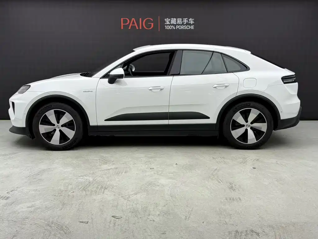 Porsche Macan EV 2025 — фото 3