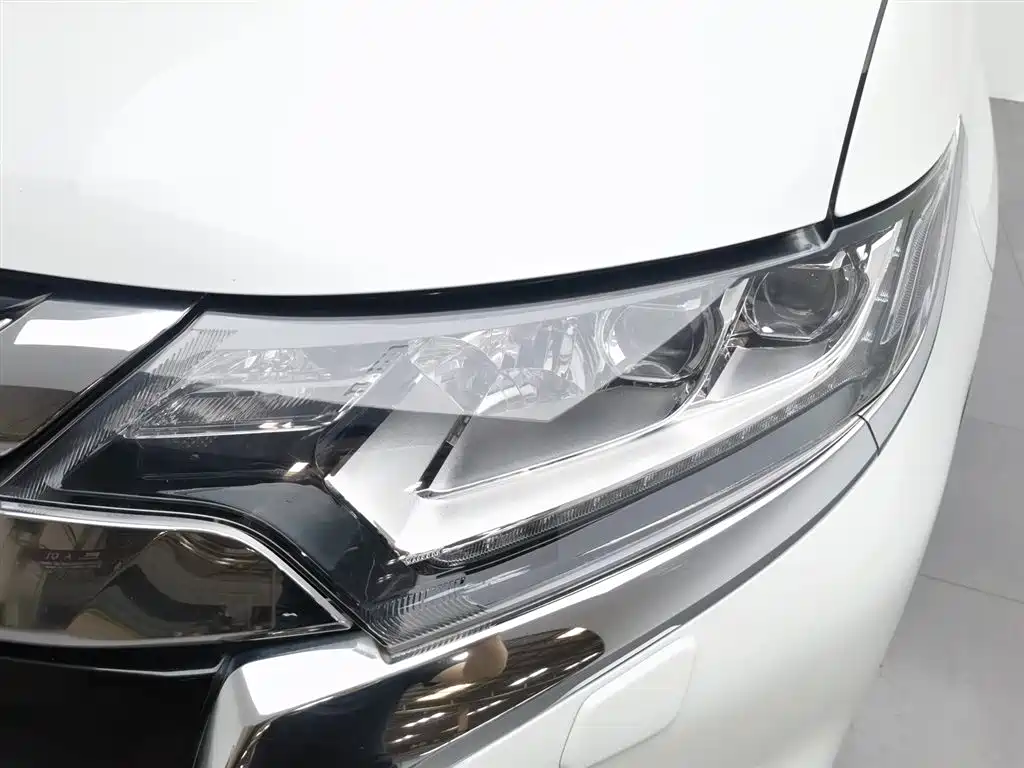 Mitsubishi Outlander 2017