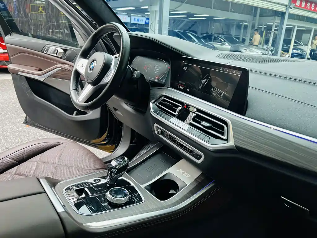 BMW X5 2023 — фото 13