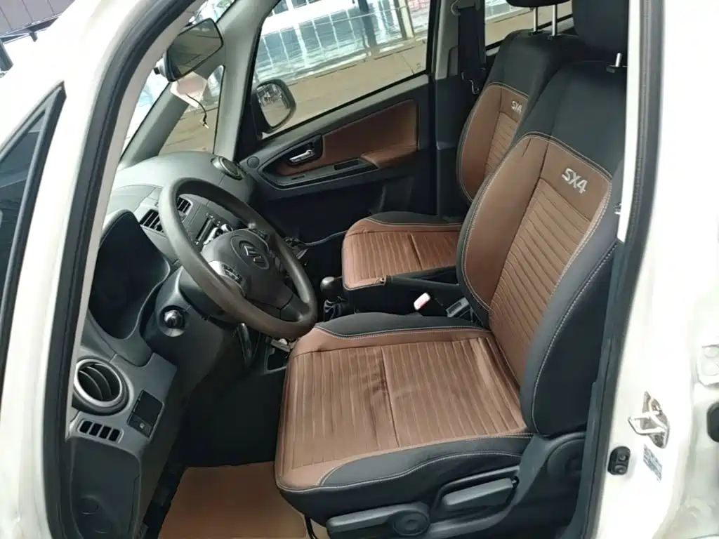 Suzuki SX4 2018 — фото 15