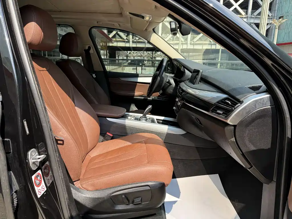BMW X5 2019 — фото 10