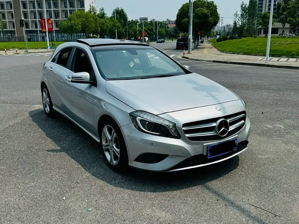 Mercedes-Benz A-Class 2015