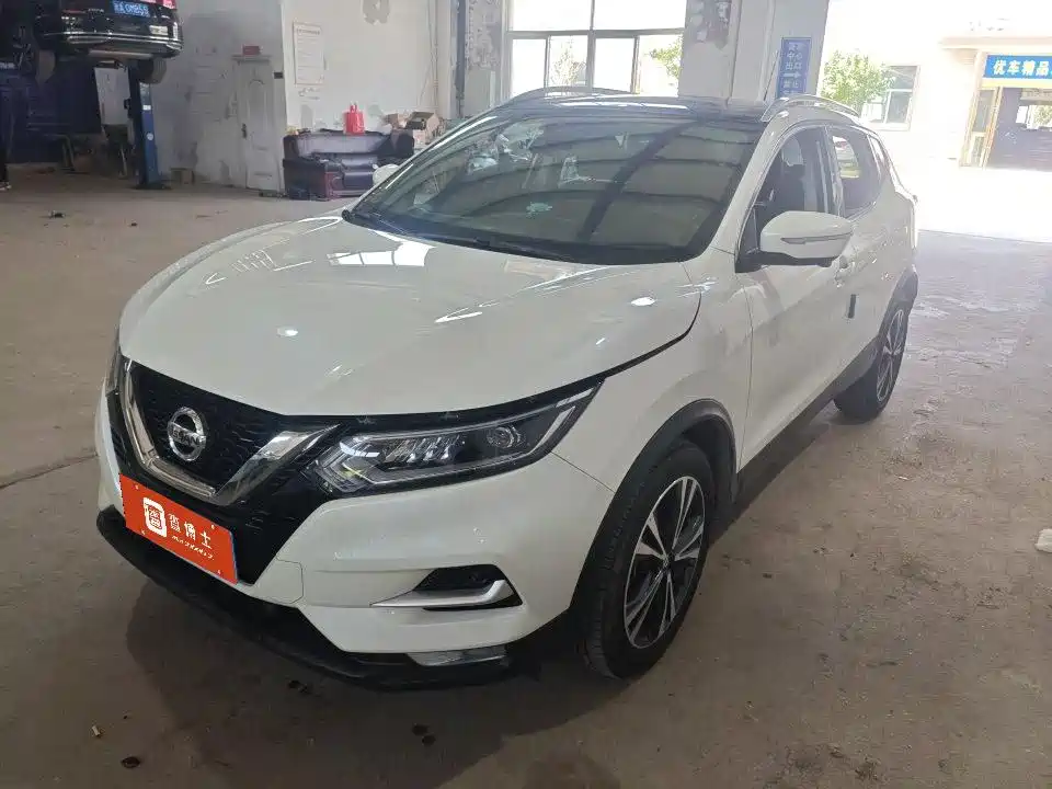 Nissan Qashqai 2022 — фото 1