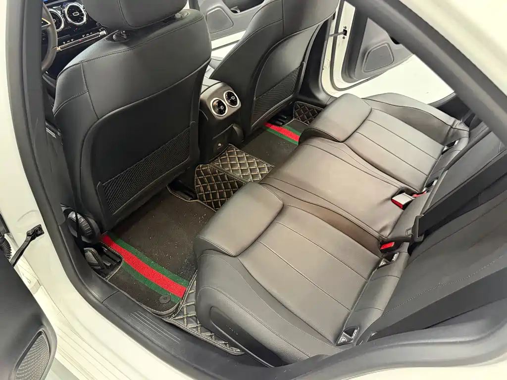 Mercedes-Benz A-Class 2023 — фото 16