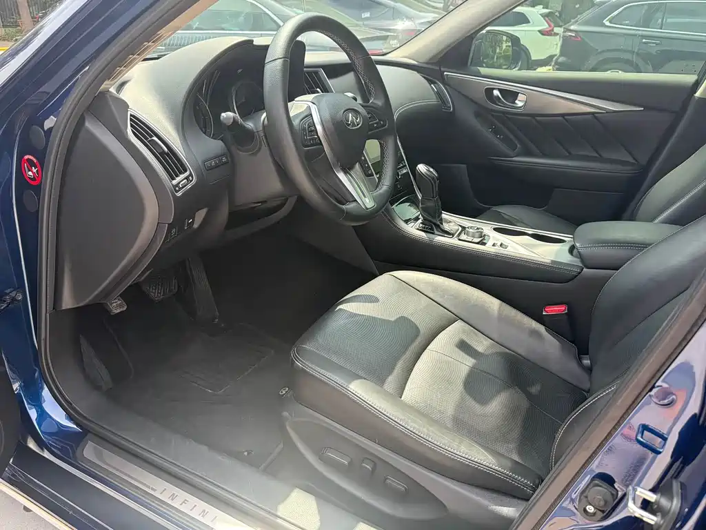 Infiniti Q50L 2019