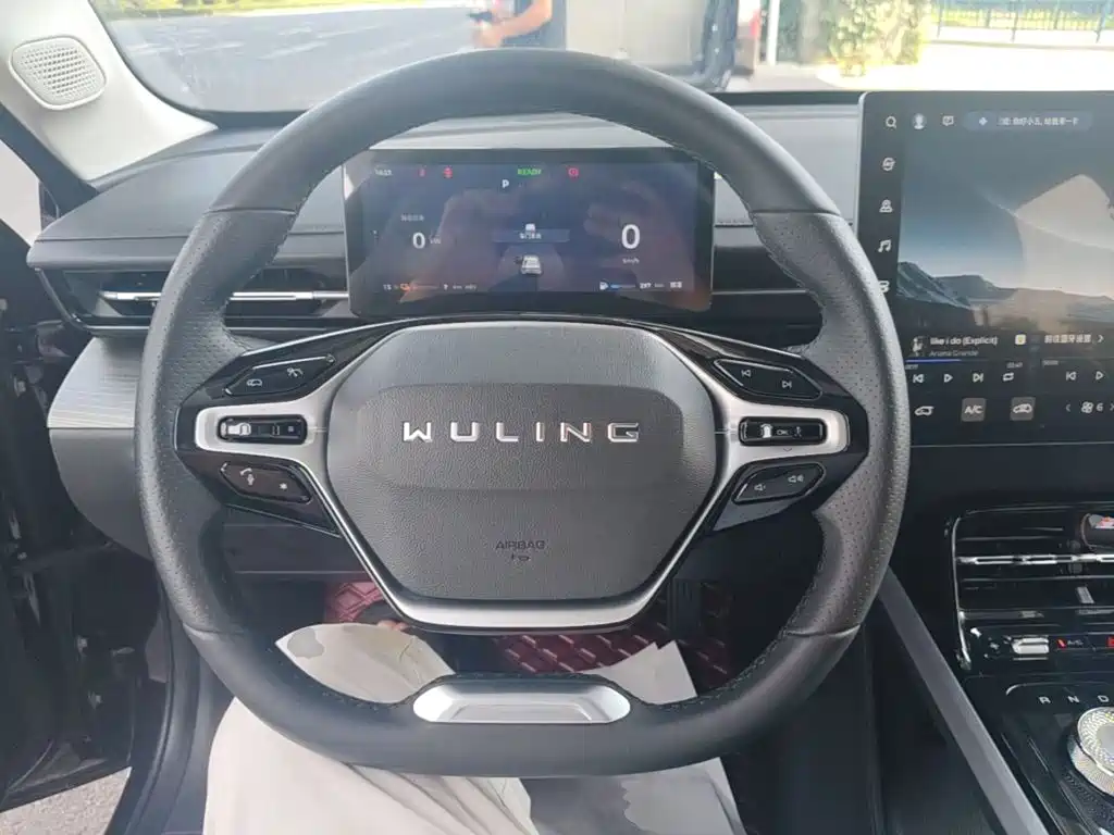 Wuling Starlight 2025 — фото 7