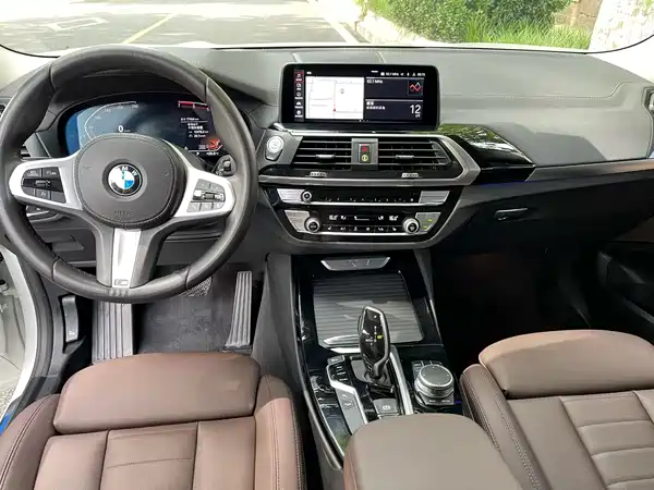 BMW X3 2021