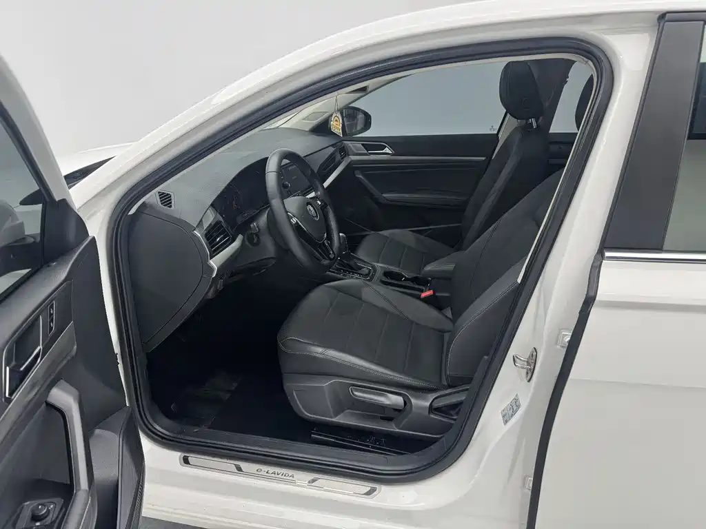 Volkswagen Lavida Pure Electric 2019 — фото 4